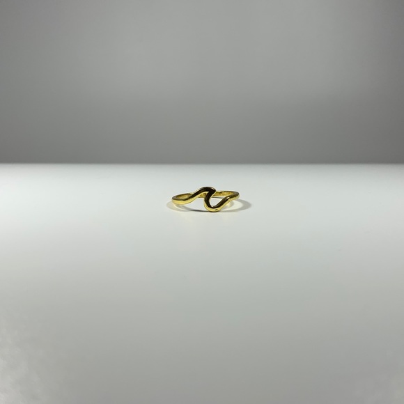 Small VSCO GIRL STARTER PACK - Picture 6 of 8